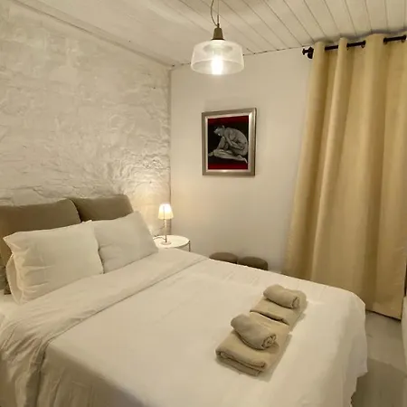 Casa de Férias Leonys House By Trulycyprus *