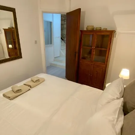 Leonys House By Trulycyprus