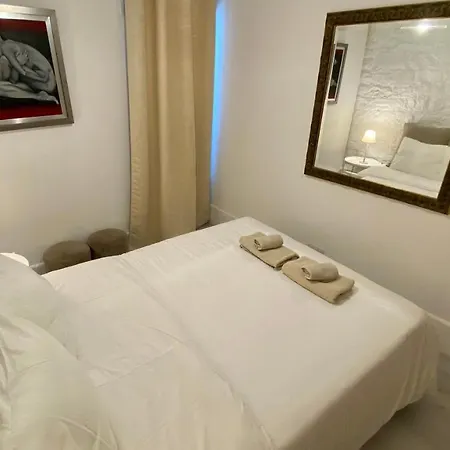 Case de vacanță Leonys House By Trulycyprus *