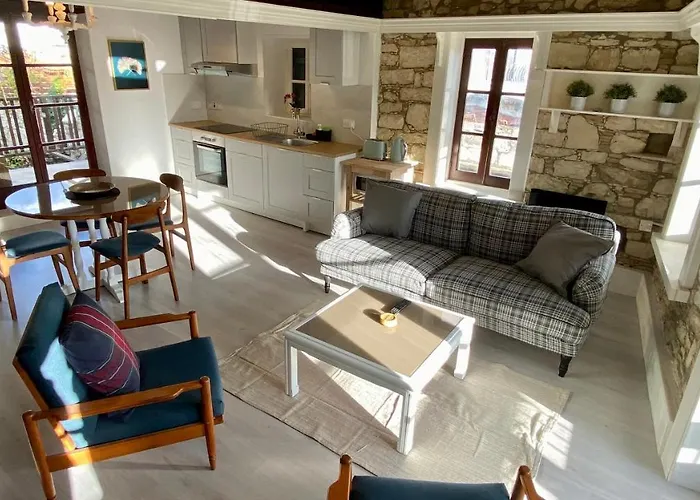 Leonys House By Trulycyprus