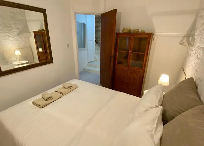 Leonys House By Trulycyprus